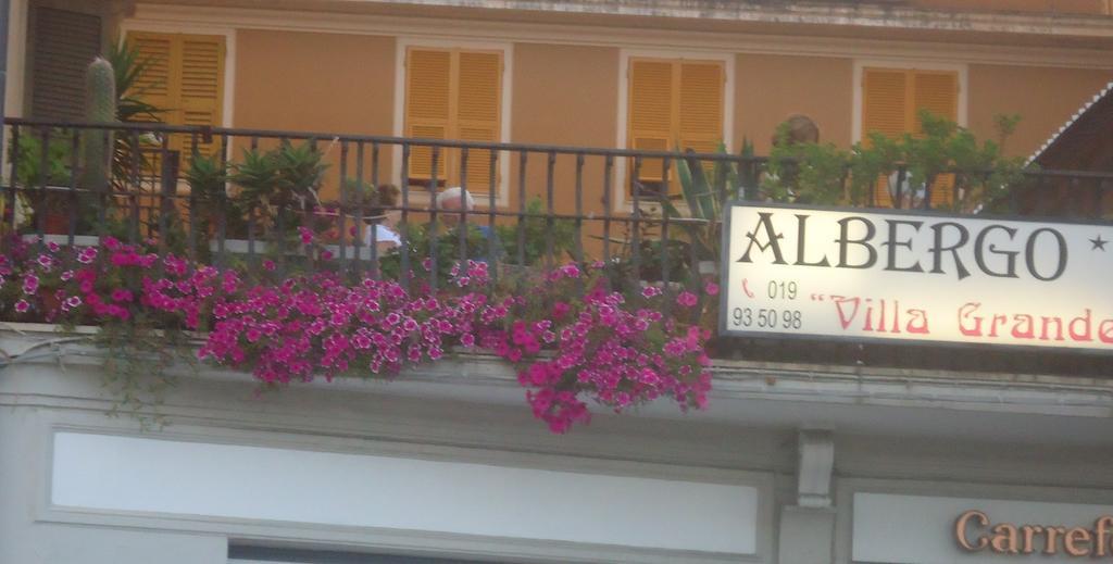 Albergo Villagrande Varazze Kültér fotó